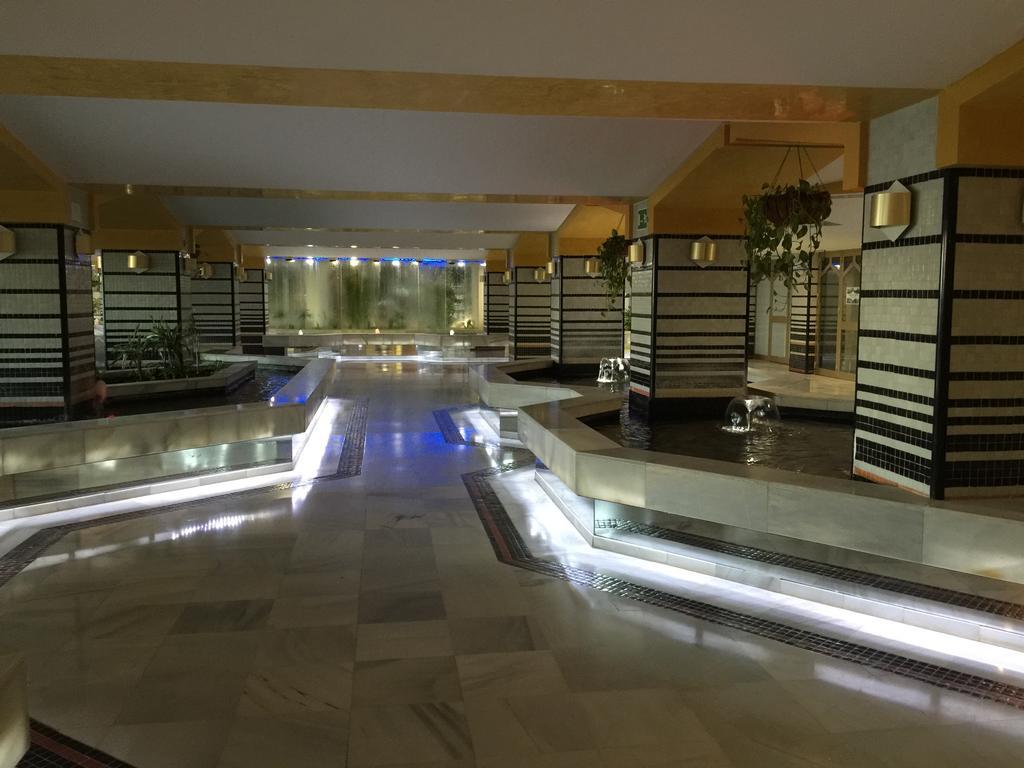Estudios Y Apartamentos Benal Beach Benalmádena Exteriör bild