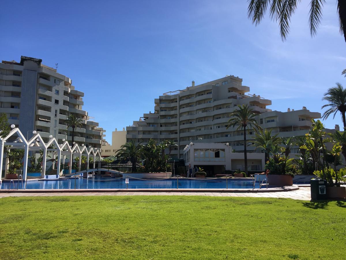 Estudios Y Apartamentos Benal Beach Benalmádena Exteriör bild